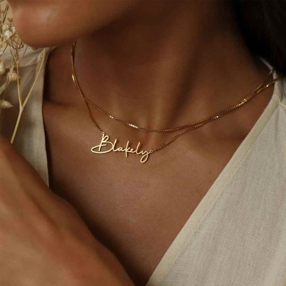 Personalized Name Necklace With Box Chain