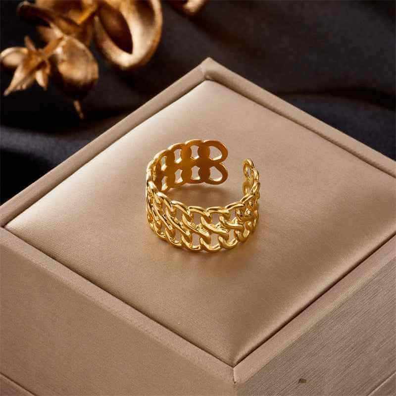 Queen Of The Rings Jewelry Set - TRIOVARI ACCESSORIES