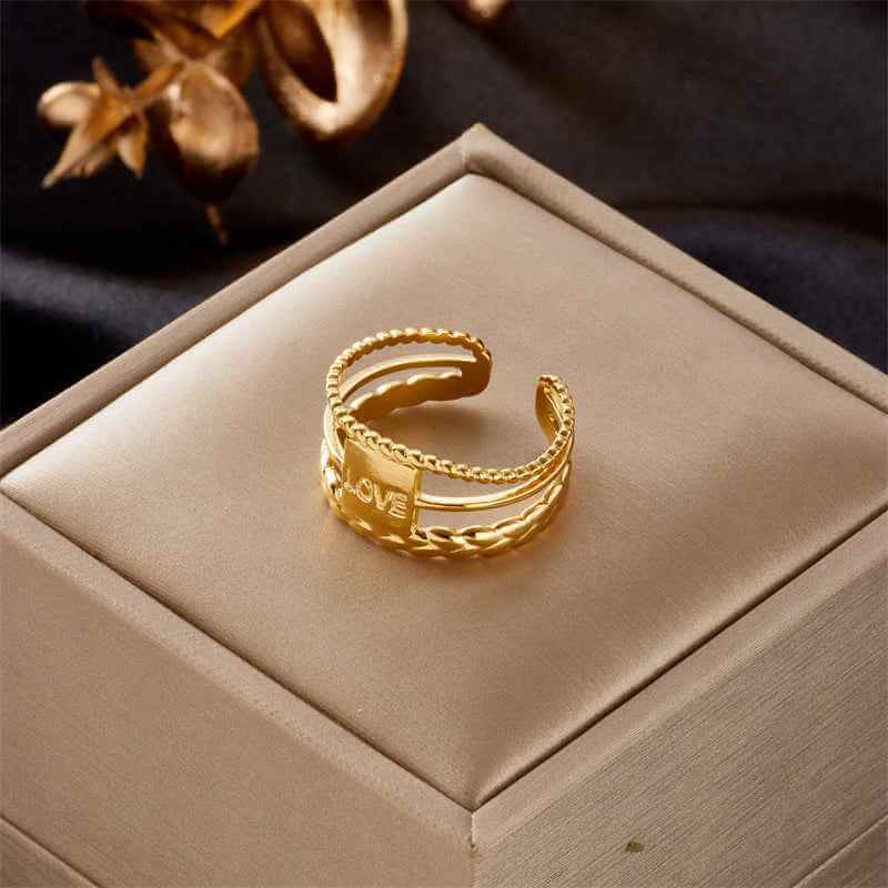 Queen Of The Rings Jewelry Set - TRIOVARI ACCESSORIES